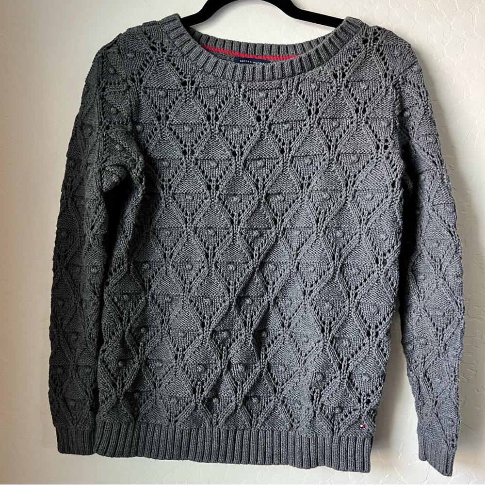 Tommy Hilfiger Women’s Gray Knit Sweater